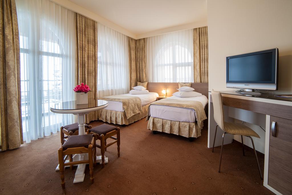Hotel Stil Cluj-Napoca Cameră foto
