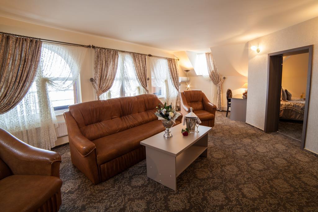 Hotel Stil Cluj-Napoca Cameră foto
