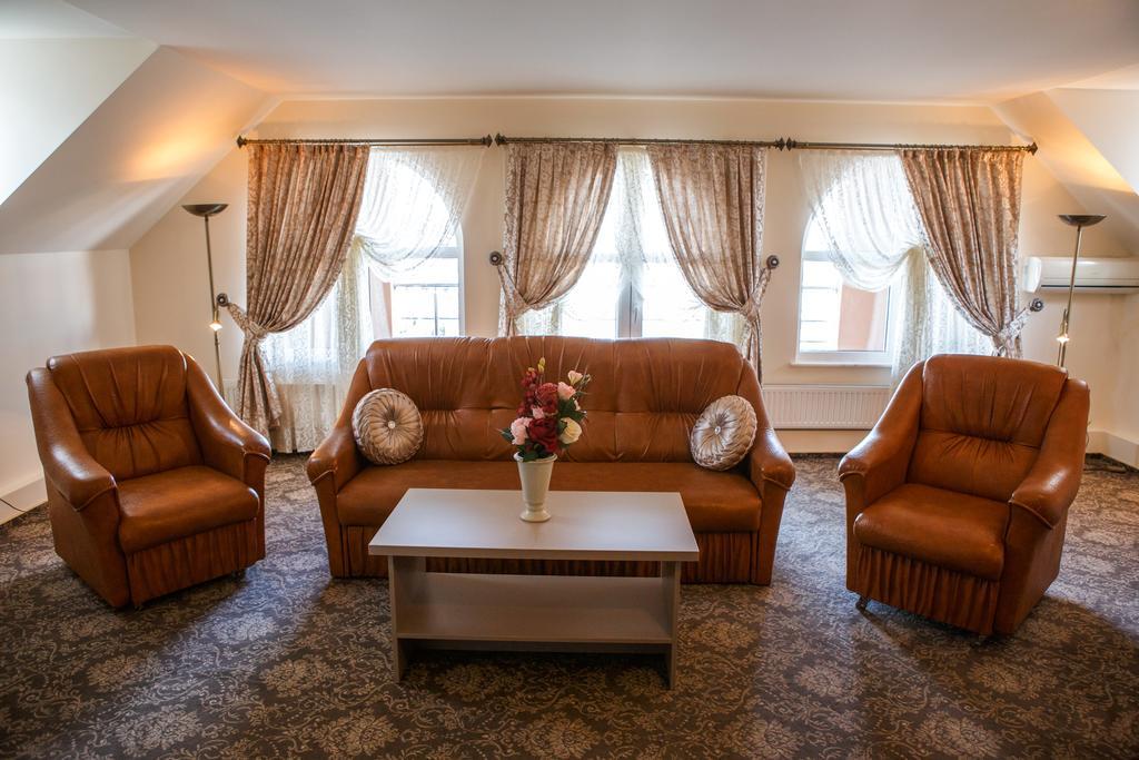Hotel Stil Cluj-Napoca Cameră foto